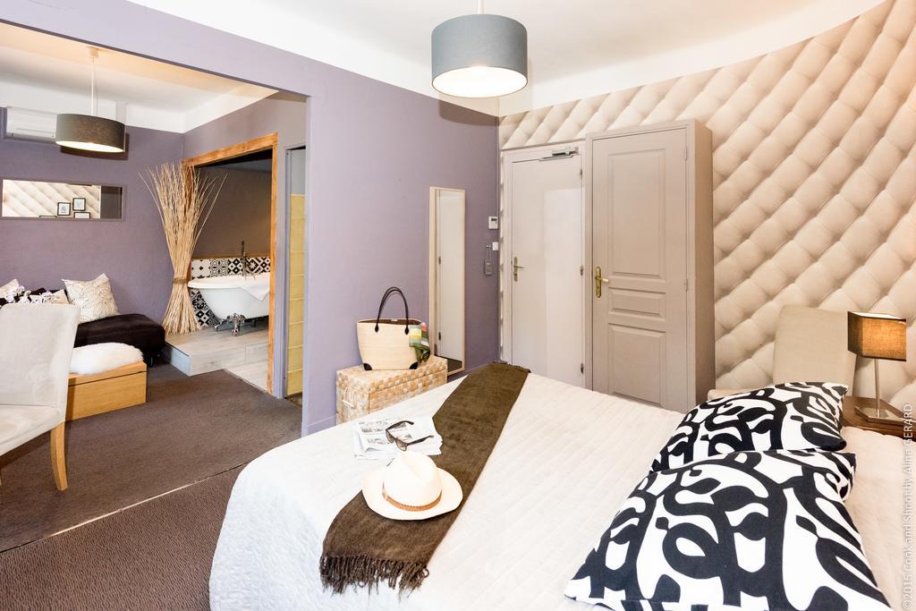 Logis Hotel La Magnanerie - Cote Bistro Aubignosc 객실 사진