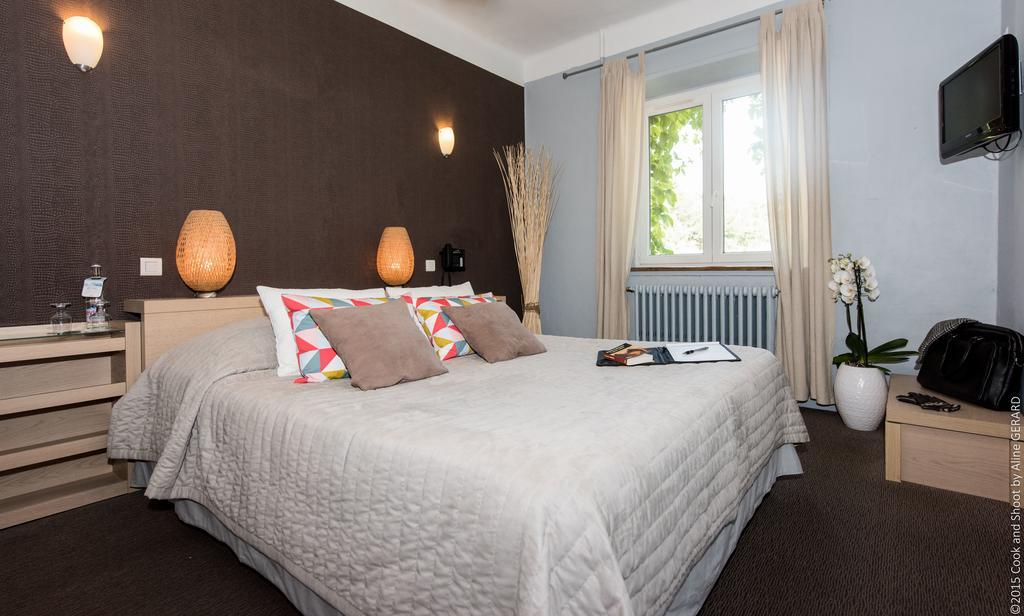 Logis Hotel La Magnanerie - Cote Bistro Aubignosc 외부 사진